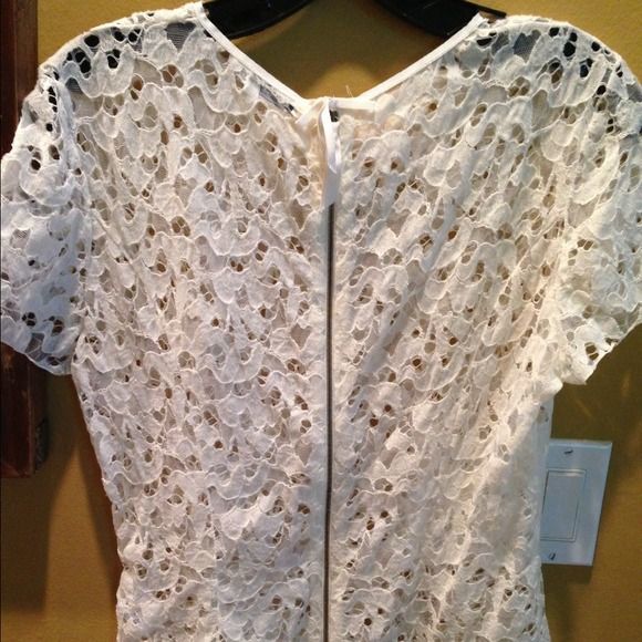 Nina Ricci Ivory Wool Lace SS Top US 10/ EU 44 NWT - Picture 3 of 4